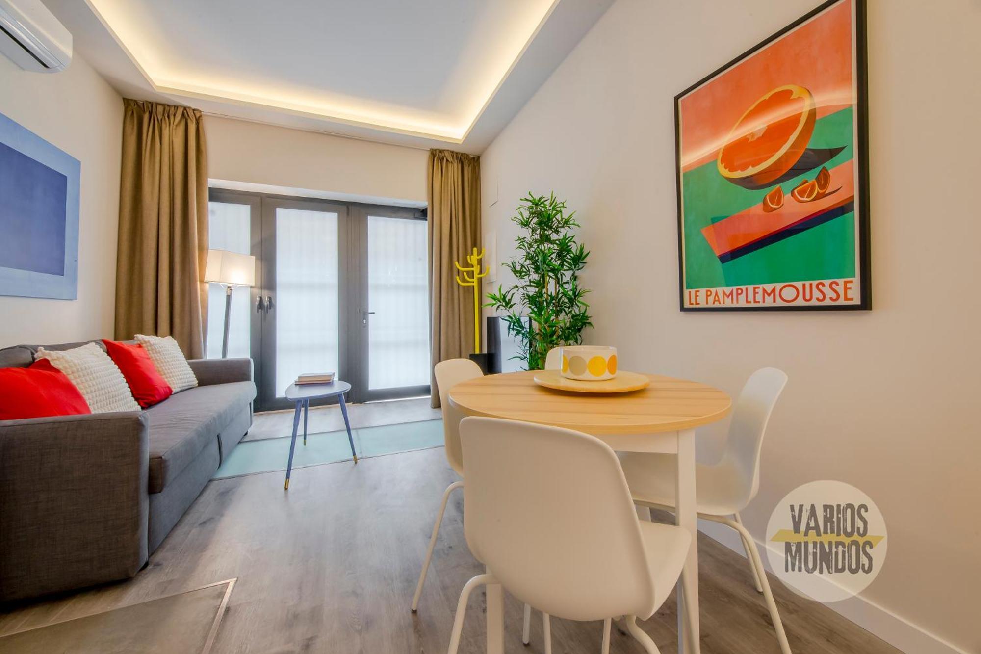 Magnifico 8pax En Calle Santa Ana Madri